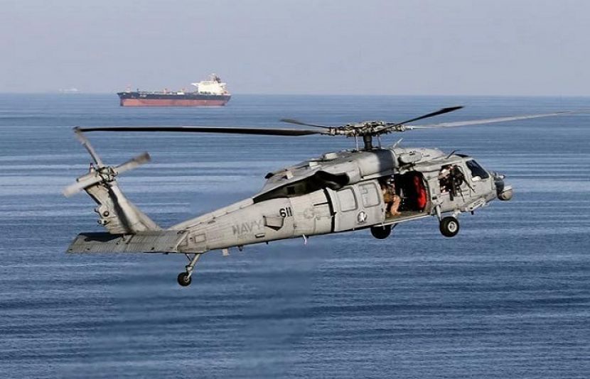 امریکی بحریہ کا ہیلی کاپٹر ایک آپریشن کے دوران فلپائن کے سمندر میں گر کر تباہ ہوگیا ہے