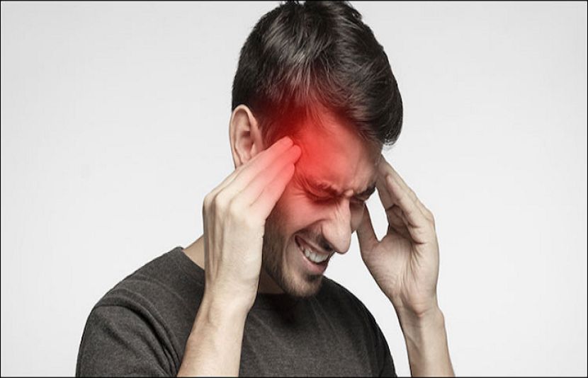سر درد آج کل ہر عمر کے افراد میں ایک عام مسئلہ بن چکا ہے