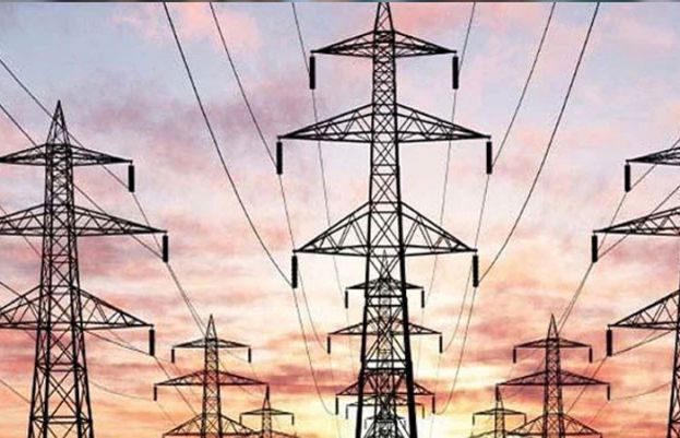 وزارتوں، ڈویژنز اور دیگر سرکاری محکموں پر بجلی کے واجب الادا بل پونے 3 کھرب روپے تک پہنچ گئے ہیں