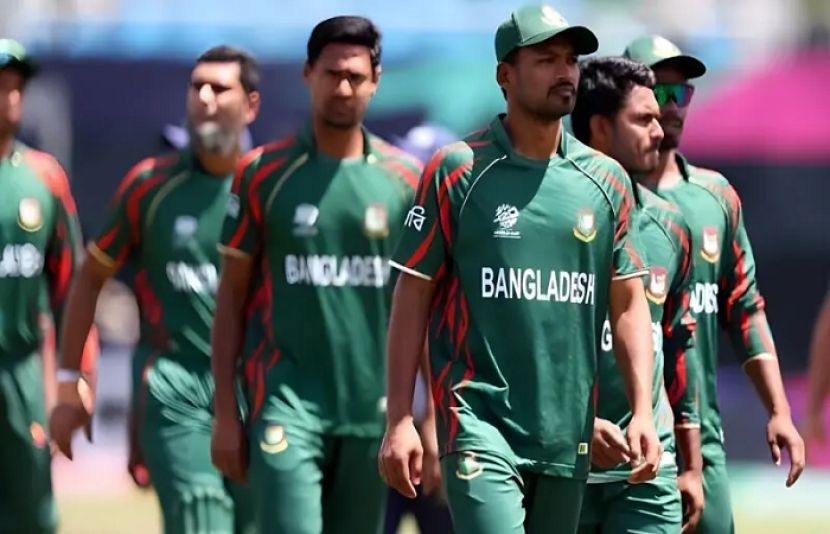 بنگلادیش کرکٹ بورڈ کے ڈائریکٹر نظم الاسلام کے متنازع بیان کے بعد بنگلادیشی کھلاڑیوں نے تمام میچز کے بائیکاٹ کی دھمکی دے دی ہے