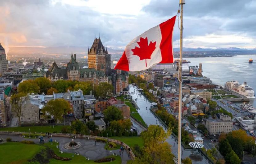 کینیڈا نے لاکھوں غیر قانونی امیگرنٹس کو شہریت دینے کا اعلان کردیا، اس فیصلے سے لاکھوں رفیوجیز سمیت ان افراد کو بھی فائدہ ملے گا۔