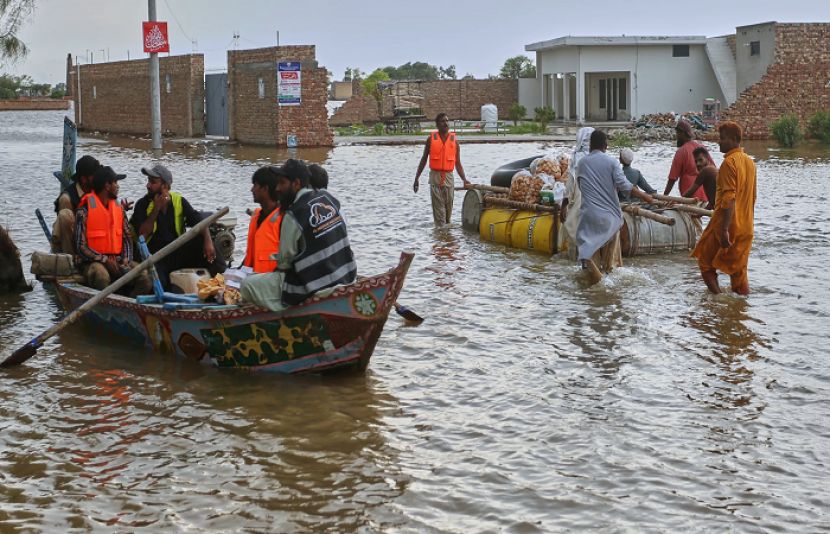 یلابی پانی کی وجہ سے مرکزی بیس کیمپ ڈوب گیا ہے
