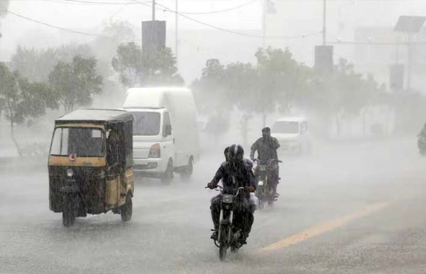 محکمہ موسمیات نے کل سے کراچی میں آندھی اور گرج چمک کے ساتھ موسلا دھار بارش و ژالہ باری کی پیشگوئی کی ہے