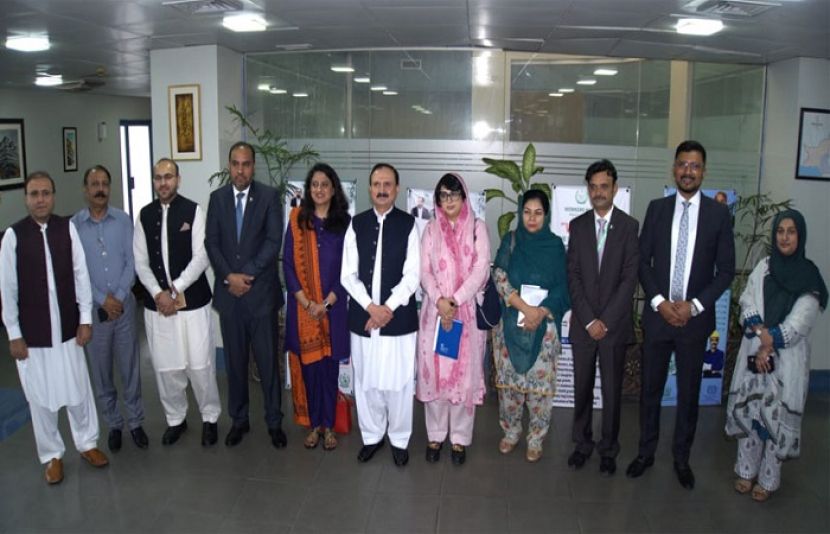 سینئر مینجمنٹ کورس کے وفد کا ورکرز ویلفیئر فنڈ کا دورہ