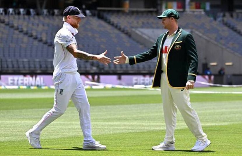 ایشیز سیریز کا پہلا ٹیسٹ صرف دو دن میں ختم ہوگیا، جس میں آسٹریلیا نے انگلینڈ کو 8 وکٹوں سے شکست دے دی