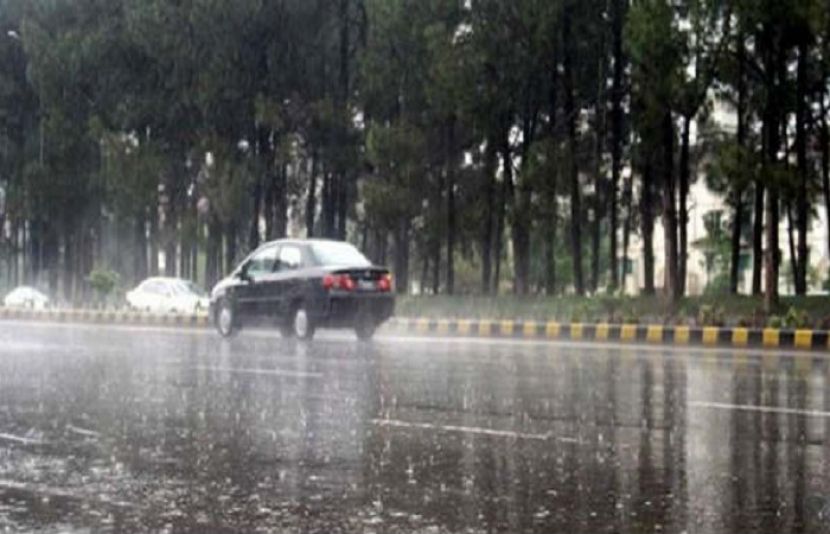مسلسل گرمی کے بعد اسلام آباد راولپنڈی میں تیز آندھی کے ساتھ موسلاھدار بارش
