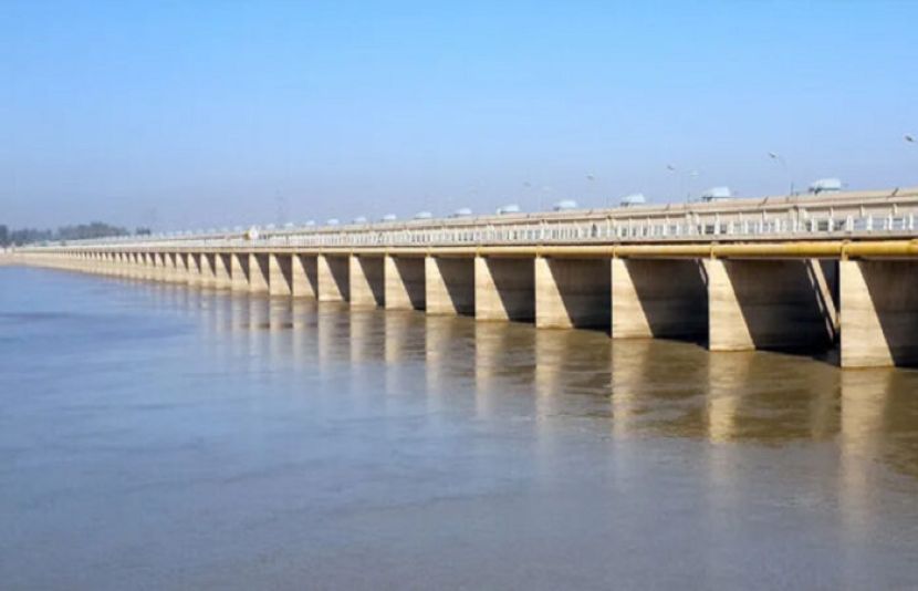دریائے سندھ کے کوٹری بیراج پر پانی میں اضافہ