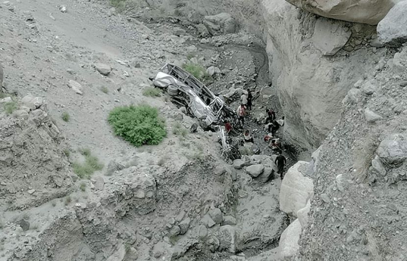 دیامر: سیاحوں کی بس کو حادثہ، 5 افراد جاں بحق