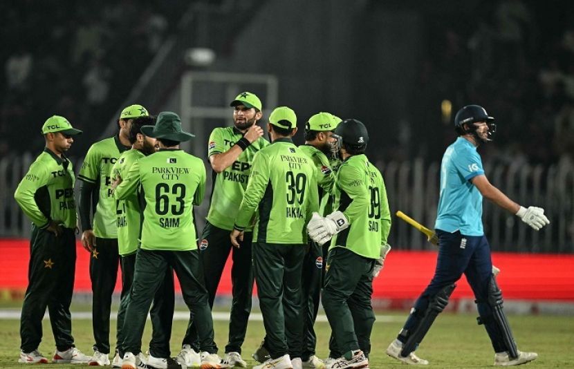 سہ ملکی ون ڈے سیریز میں پاکستان نے انگلینڈکو 87 رنز سے شکست دیدی
