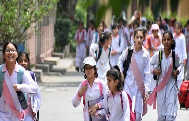 محکمہ تعلیم سندھ نے چند روز قبل اسکولوں میں تدریسی اوقات کے نئے شیڈول کا اعلان کیا تھا