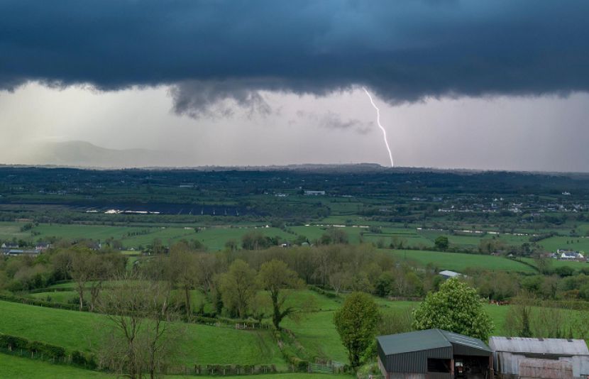 آئندہ چند روز میں مختلف شہروں میں وقفے وقفے سے بارشیں ہوسکتی ہیں