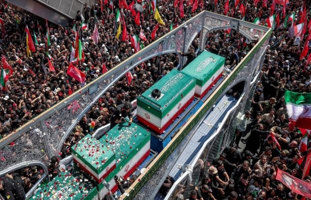 ایرانی سپریم لیڈر شہید علی خامنہ ای کا جنازہ قم پہنچا دیا گیا