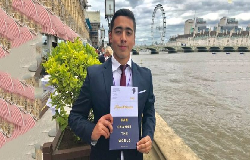 سانحہ اے پی ایس میں دہشت گردوں اور موت کو شکست دینے والے طالب علم احمد نواز کو لندن میں ڈیانا ایوارڈ سےنوازا گیا ہے 