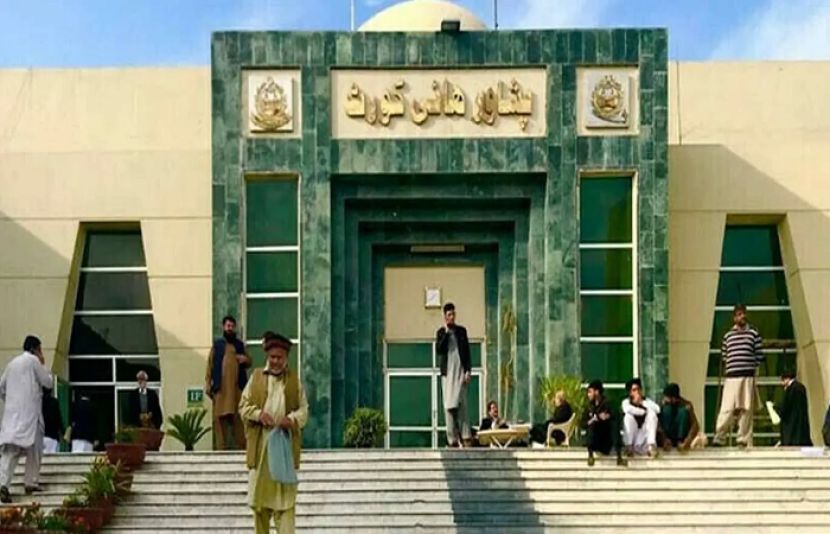 پشاور ہائیکورٹ کا گورنر خیبرپختونخوا کو کل نومنتخب وزیراعلیٰ سے حلف لینے کا حکم