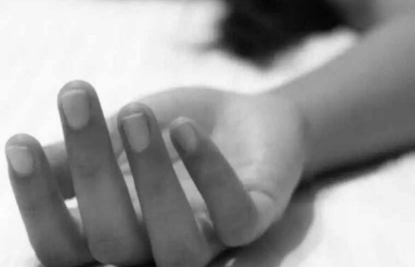 بھارت کی تامل اور کنٹر فلم انڈسٹری کی اداکارہ نندنی نے والدین کی جانب سے مرضی کے خلاف شادی کے لیے دباؤ ڈالنے پر خودکشی کرلی