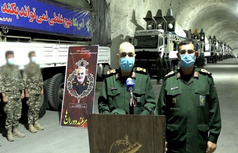 ایران نے خلیج فارس کے ساحل پر زیرزمین میزائل اڈے کا افتتاح کردیا