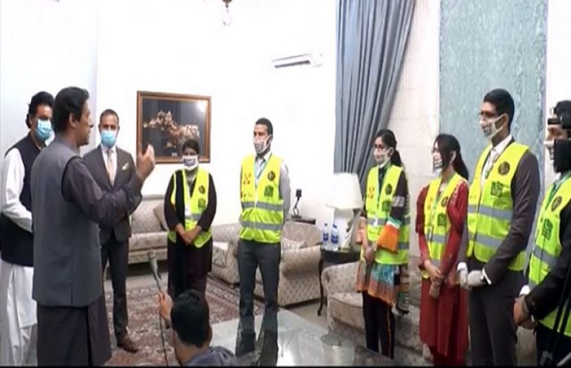 وزیراعظم عمران خان نے ٹائیگرزفورس کے رضاکاروں سے بات چیت کی ہے