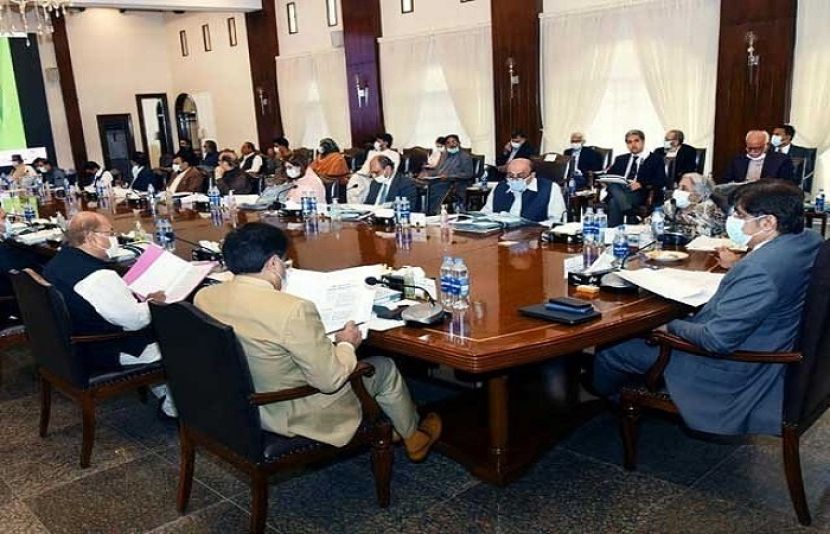 وزیراعلی ہاؤس میں وزیراعلیٰ سندھ سید مراد علی شاہ کی زیر صدارت سندھ کابینہ کا اجلاس