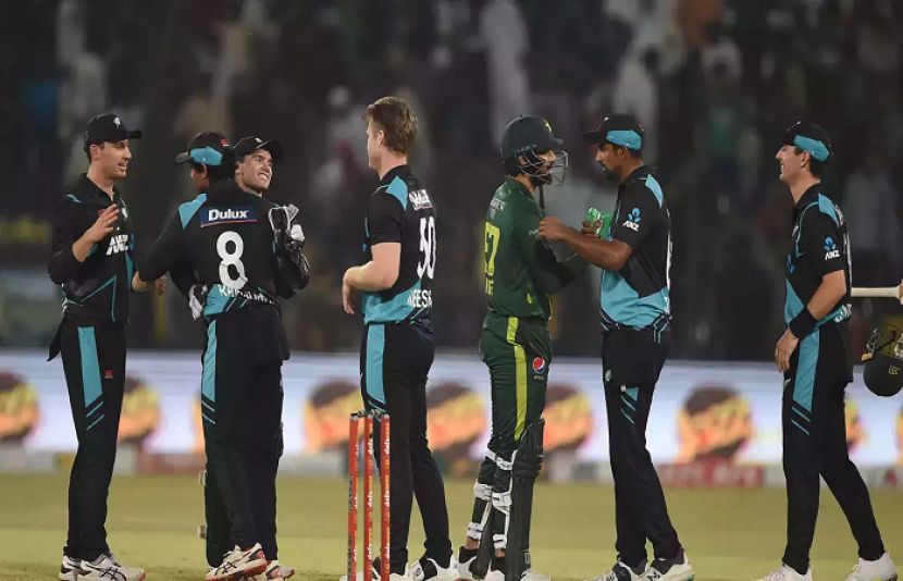 پہلا ٹی ٹوئنٹی:  نیوزی لینڈ نے پاکستان کو 46 رنز سے شکست دیدی