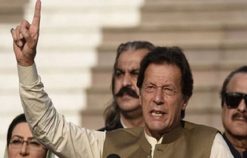 امن کےلیےآگے بڑھنے کےلیے تیار ہیں لیکن ہماری خواہش کو کمزوری نہ سمجھا جائے، وزیر اعظم عمران خان 