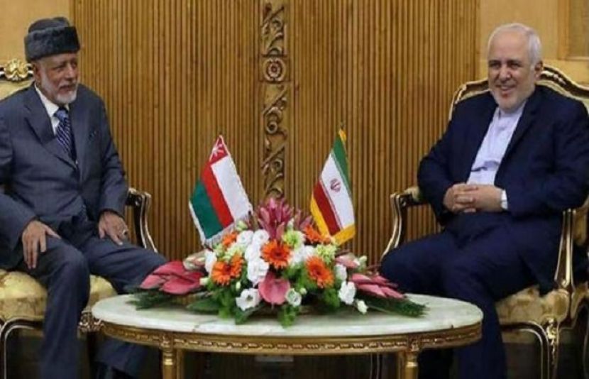 اومانی وزیرخارجہ کا دورہ تہران میں اپنے ایرانی ہم منصب جواد ظریف سے ملاقات