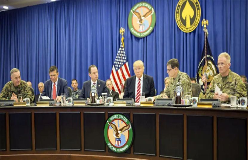 امریکی صدر ڈونلڈ ٹرمپ کا فوجی افسران سے خطاب