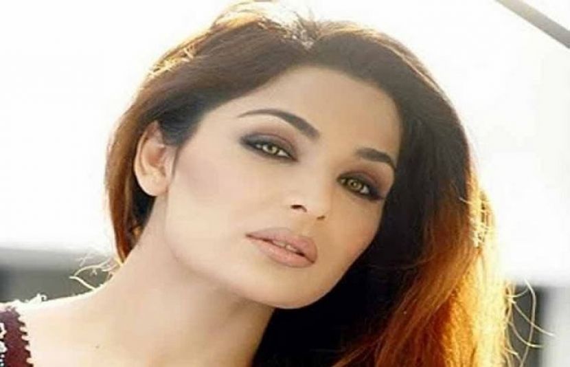 دبئی: پاکستانی اداکارہ میرا مشکل میں, ایسا کیا ہوا منیجر کو وضاحت دینی پڑی