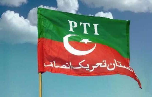 سینئر پی ٹی آئی رہنما اور سابق وفاقی وزیر گرفتار