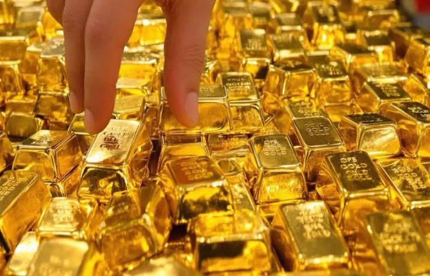 سونے کی فی تولہ قیمت میں بڑا اضافہ