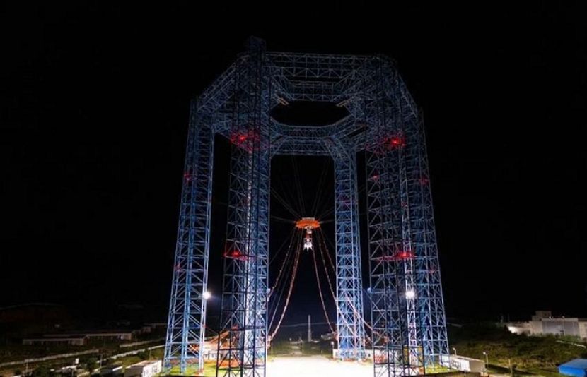 چاند گاڑی کی کامیاب لینڈنگ