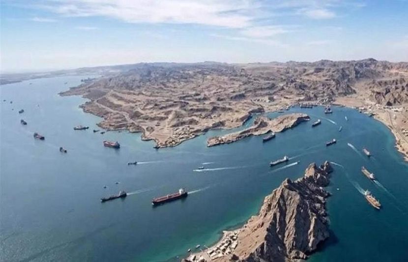 امریکا کے صدر ٹرمپ کی جانب سے آبنائے ہرمز کی ناکہ بندی کا اعلان کر دیا