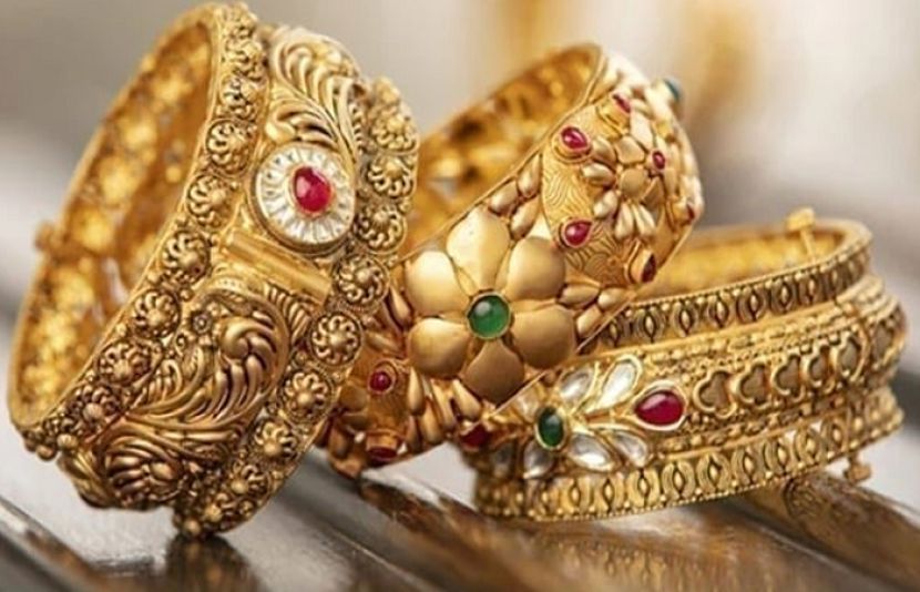 سونے کی فی تولہ قیمت میں حیران کن اضافہ