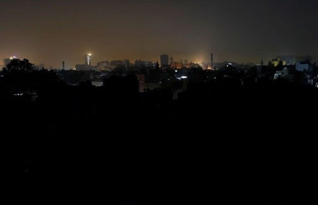 ملک گیر پاور بریک ڈاؤن، متعدد علاقوں میں بجلی کی فراہمی تا حال بحال نہ ہو سکی