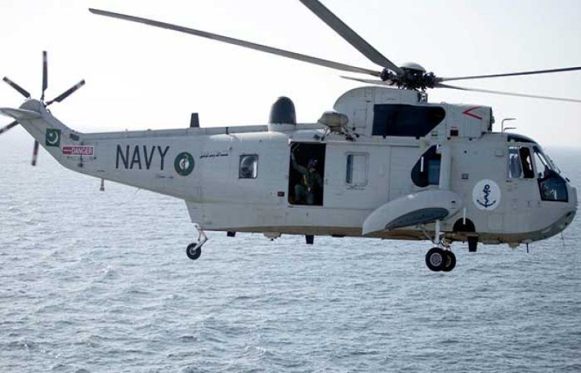 پاک بحریہ کا کا ہیلی کاپٹر گر کر تباہ، 2 افسران سمیت ایک جوان شہید