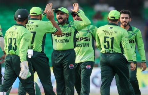 تیسرے ون ڈے میں آسٹریلیا کو 4 وکٹوں سے شکست، پاکستان نے سیریز جیت لی