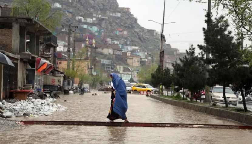 افغانستان میں شدید بارشوں اور سیلاب کے باعث 15 سے زائد افراد ہلاک ہوگئے