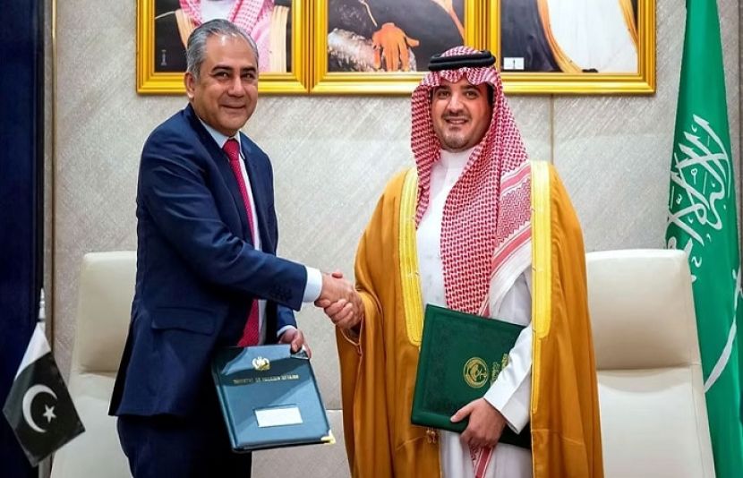 پاکستان کرکٹ بورڈ نے جدہ میں جدید کرکٹ اسٹیڈیم بنانے کا اعلان کردیا