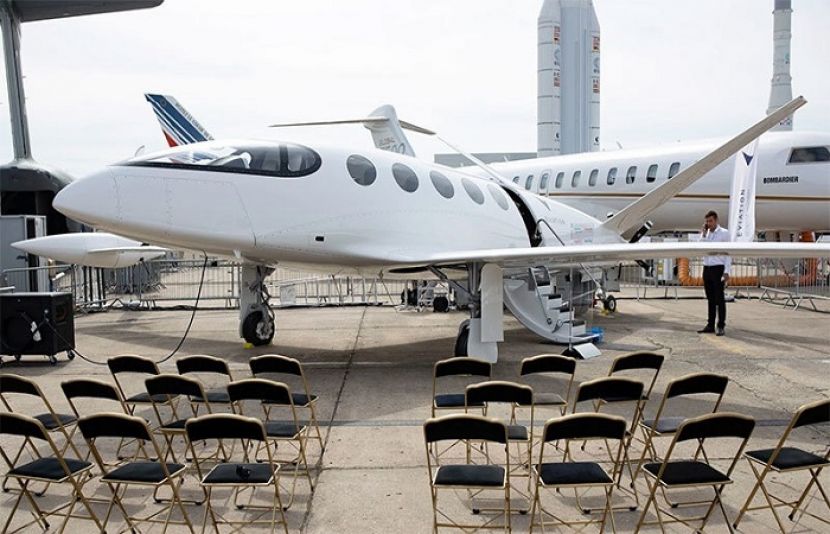 دنیا کا پہلا طیارہ جو ایندھن سے نہیں بلکہ بجلی کی مدد سے پرواز کرئے گا
