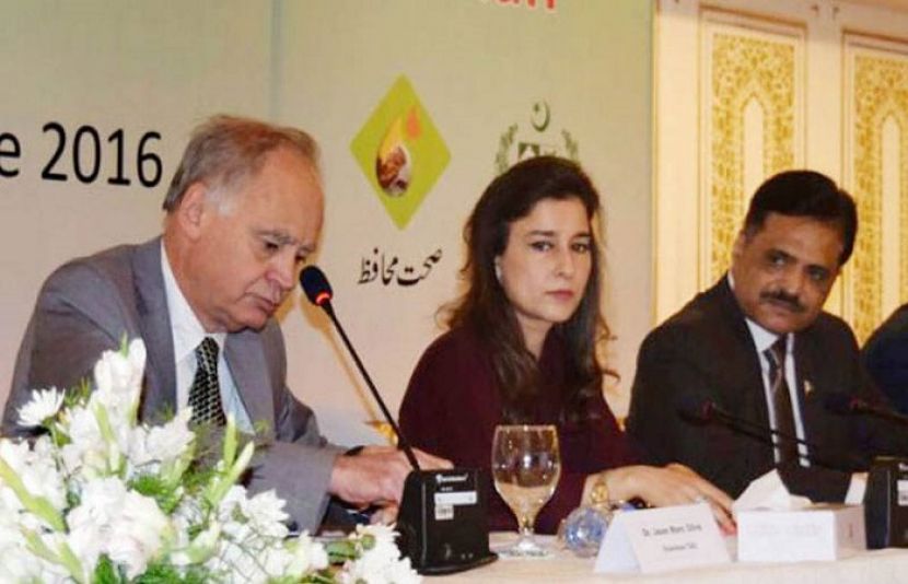 پاکستان نے پولیو کے خاتمے کا ہدف حاصل کرنے کا عزم کررکھا ہے: سینیٹر عائشہ رضا
