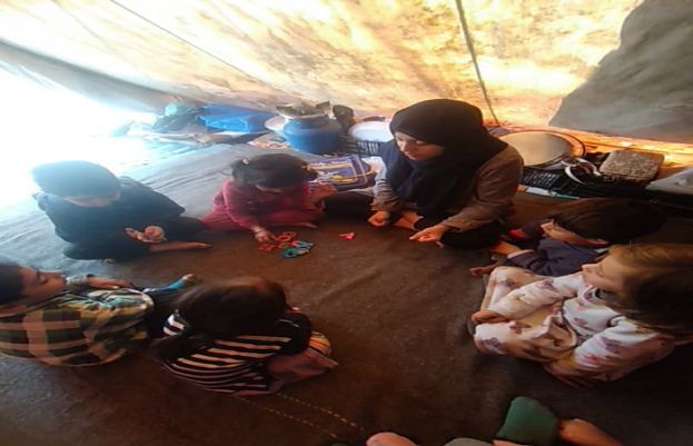 ’’علینا مکامی، مہاجر کیمپ میں علم کی روشنی پھیلاتی شمع‘‘