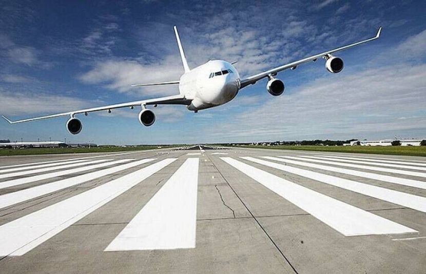 لاہور سے جدہ جانے والی پرواز پی اے 470 کو فنی خرابی کے باعث کراچی ایئرپورٹ پر اتارنا پڑا