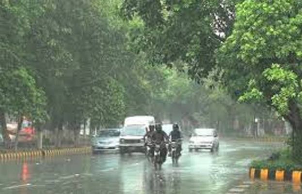 ملک کے مخلتف علاقوں میں بارشوں سے موسم خوشگوار ہوگیا