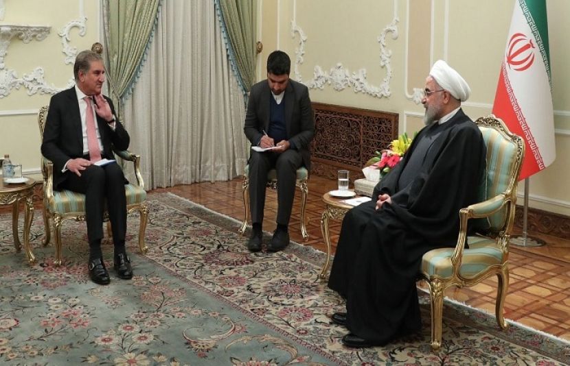 وزیر خارجہ شاہ محمود قریشی نے ایرانی صدر حسن روحانی سے ملاقات کی ہے
