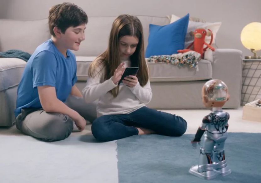 امریکی کمپنی نے لٹل صوفیہ نامی خاتون روبوٹ متعارف کرایا ہے