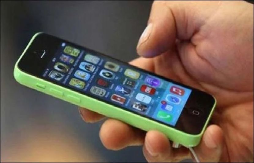 ملک کے مختلف شہروں میں موبائل فون سروس جزوی طور پر بحال کر دی گئی۔