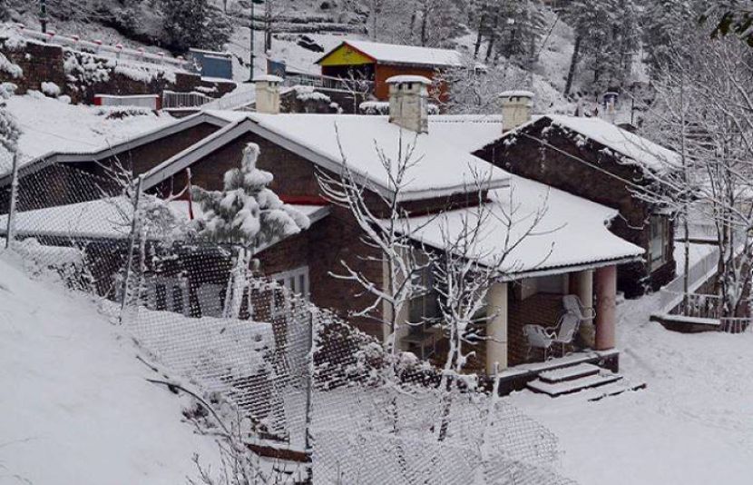 محکمہ موسمیات کے مطابق آئندہ چوبیس گھنٹوں کے دوران اسلام آباد میں چند مقامات پر بارش کا امکان ہے