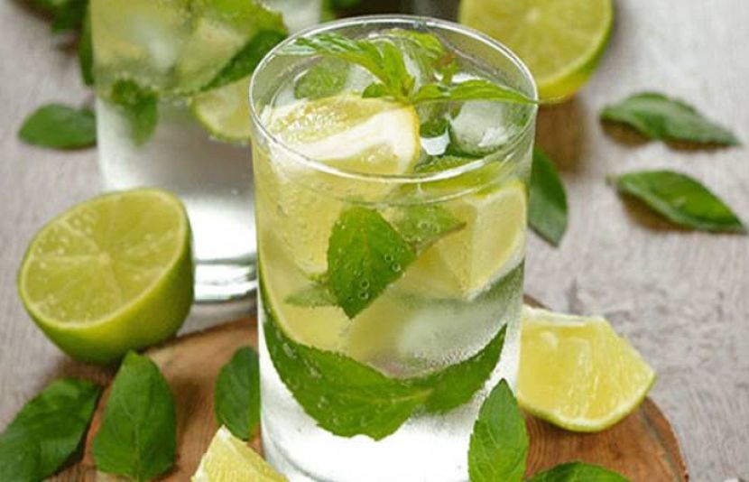 پودینہ لیموں پانی پینے کے حیرت انگیز فوائد