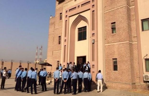 ایون فیلڈ ریفرنس: نواز شریف پبلک آفس ہولڈ کرتے وقت لندن فلیٹس کے مالک تھے، گواہ نیب