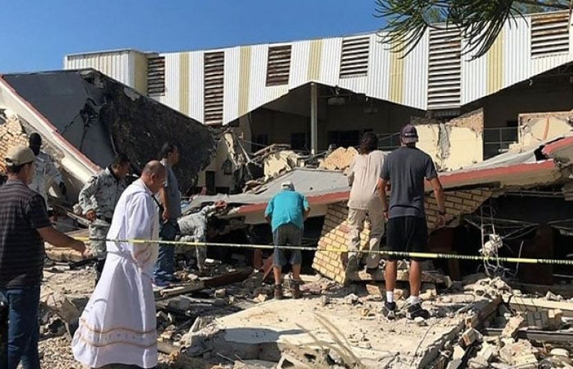 میکسیکو میں چرچ کی چھت گرنے سے 10 افراد ہلاک ہو گئے