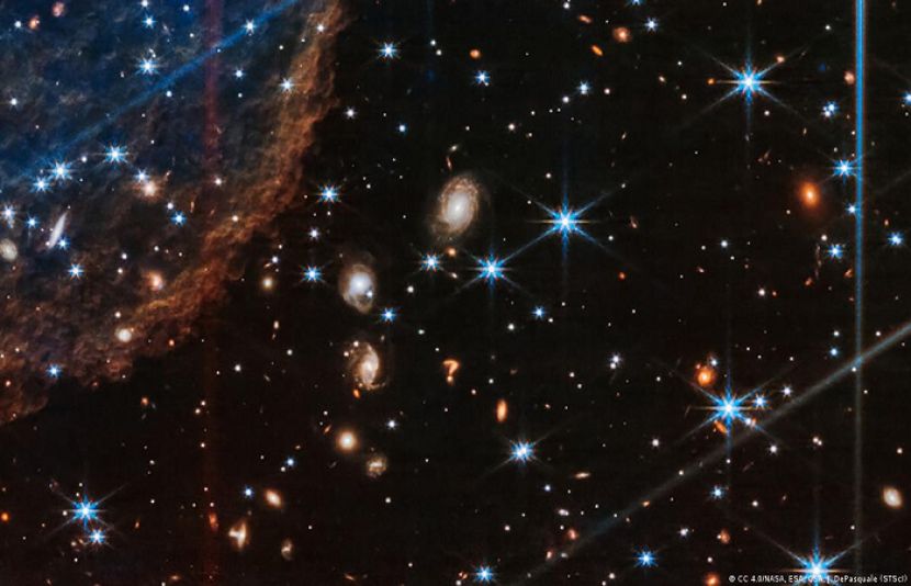 سائنسدانوں نے ناسا کے جیمز ویب خلائی دوربین کی مدد سے ممکنہ طور پر کائنات کے قدیم ترین ستارے دریافت کر لیے ہیں